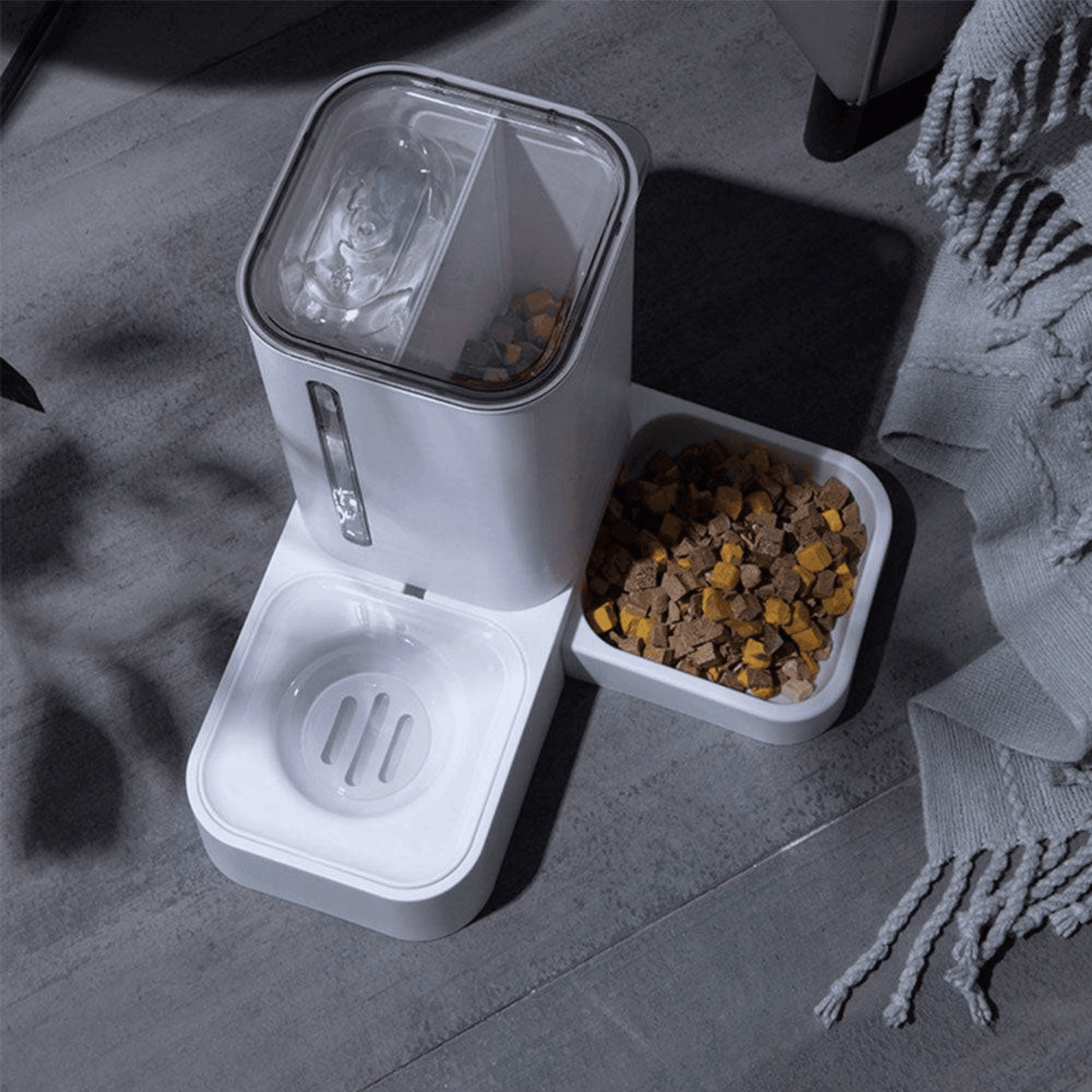 Tour d'alimentation automatique pour chat | CatTower™ - MyPetsHub